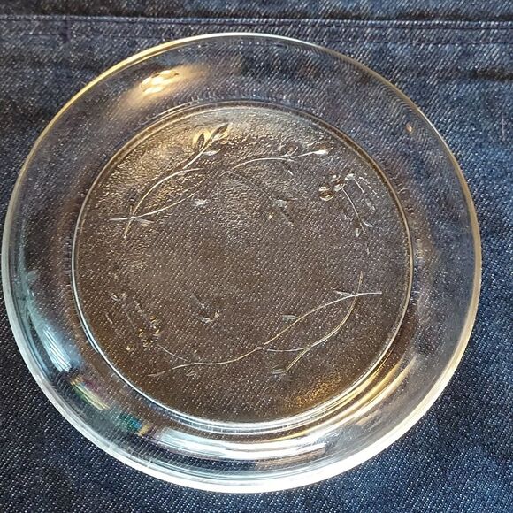 Dome covered butter dish cheese dish etched glass vintage - Picture 2 of 11